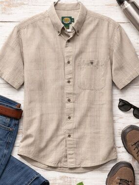 Cabela’s Tan Plaid Button Down Shirt Men’s Casual Outdoors Hiking Lightweight